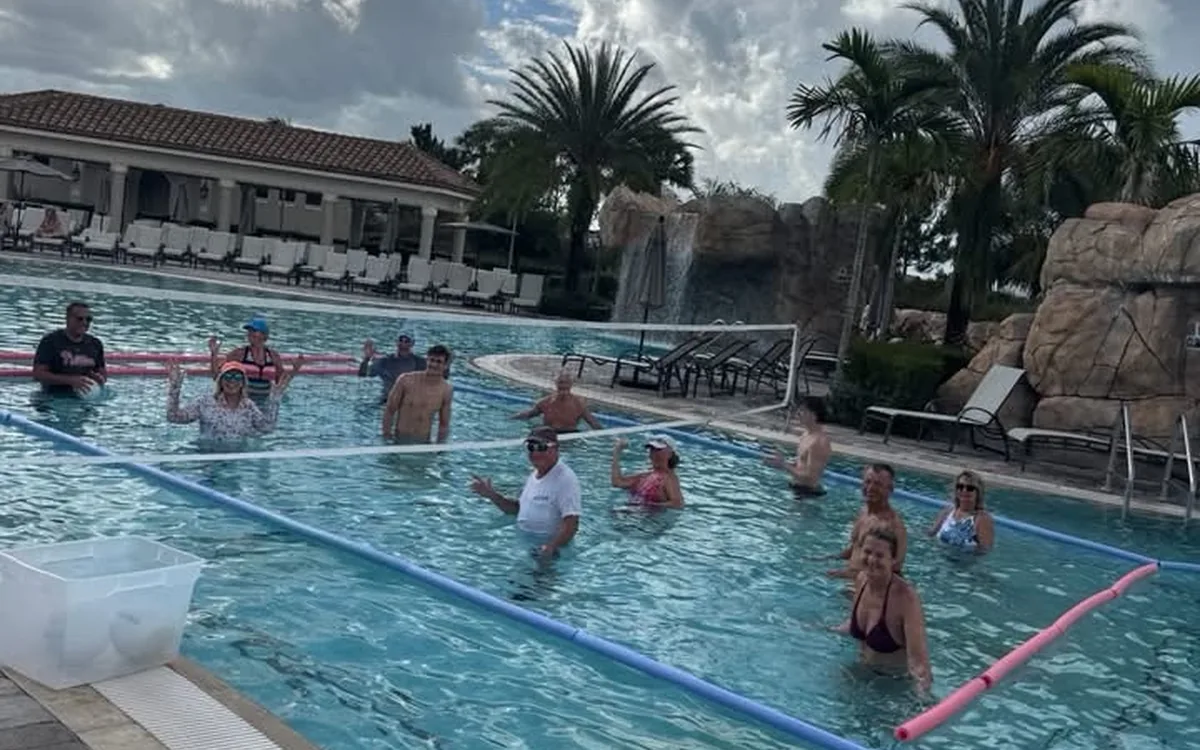 LWN Social members enjoying pool volleyball